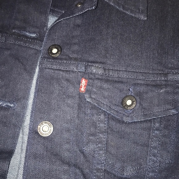 Levi’s jacket - Picture 2 of 3